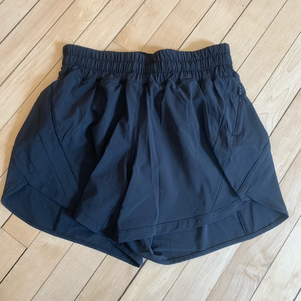 Lululemon track that short